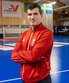 DR. BENCSIK Barnabás